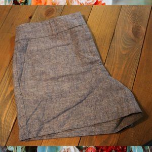 NWOT LOFT Light Wash Chambray Shorts – Size 6